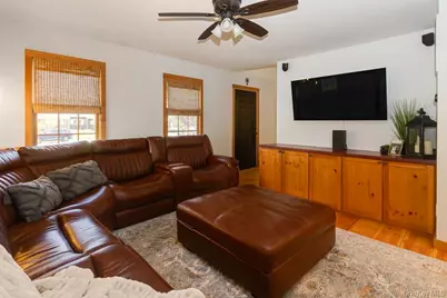 58 Cherry Lane, Smithtown, NY 11787 - Photo 16