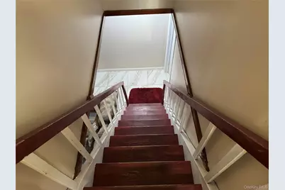 115 Freeman Avenue, Elmont, NY 11003 - Photo 14