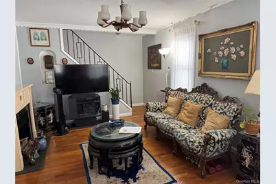 115 Freeman Avenue, Elmont, NY 11003 - Photo 6
