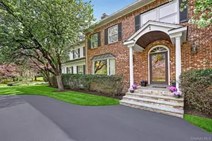 1 Vivian Pl, Montebello, NY 10901 - Photo 4