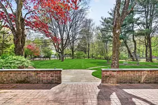 1 Vivian Pl, Montebello, NY 10901 - Photo 22