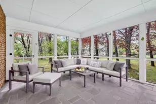 1 Vivian Pl, Montebello, NY 10901 - Photo 10