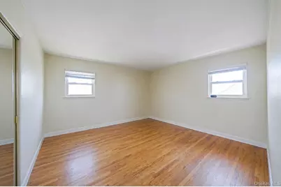 202 N Hickory Street, Massapequa, NY 11758 - Photo 10