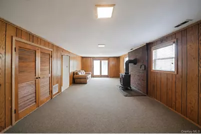 202 N Hickory Street, Massapequa, NY 11758 - Photo 14