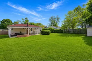313 Second Ave, Brentwood, NY 11717 - Photo 26