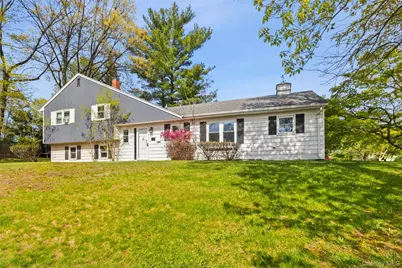 2 Larch Court, West Nyack, NY 10994 - Photo 2