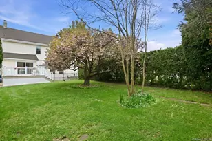 77 Stewart St, Floral Park, NY 11001 - Photo 32