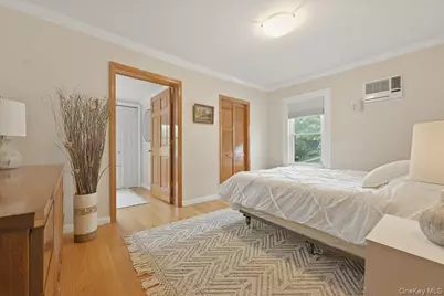 77 Stewart Street, Floral Park, NY 11001 - Photo 16