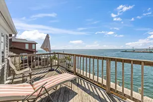 160 Sequams Ln W, West Islip, NY 11795 - Photo 36