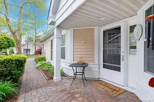 104 Glen Dr, Ridge, NY 11961 - Photo 4