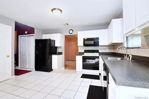 30 1st Ave, Holtsville, NY 11742 - Photo 6