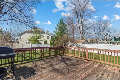 5 S Ronald Drive S, Amityville, NY 11701 - Photo 8