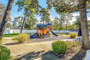40 W 4th St, Patchogue, NY 11772 - Photo 26