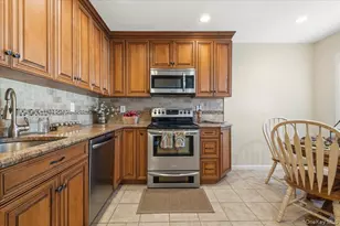 40 W 4th St, Patchogue, NY 11772 - Photo 14