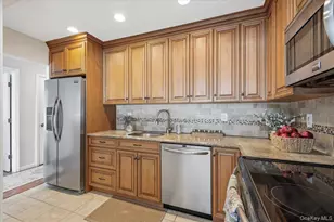 40 W 4th St, Patchogue, NY 11772 - Photo 18