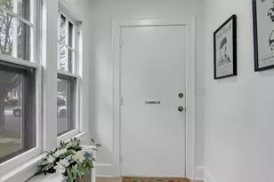 25 N 12th St, New Hyde Park, NY 11040 - Photo 2