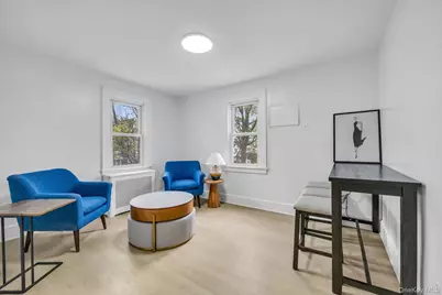 25 N 12th Street, New Hyde Park, NY 11040 - Photo 12