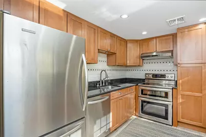 2348 Pershing Boulevard, Baldwin, NY 11510 - Photo 16
