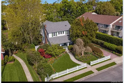 2348 Pershing Boulevard, Baldwin, NY 11510 - Photo 2