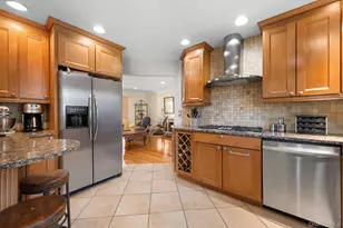 6 Linford Ln, Melville, NY 11747 - Photo 6