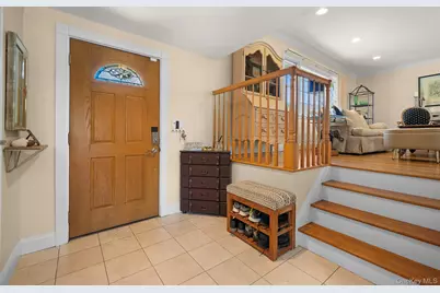 6 Linford Lane, Melville, NY 11747 - Photo 4
