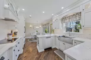 15 Maple Rd, Setauket, NY 11733 - Photo 10
