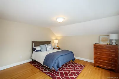 30 Todd Drive E, Glen Head, NY 11545 - Photo 26
