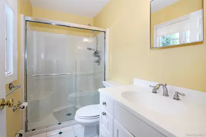 30 Todd Drive E, Glen Head, NY 11545 - Photo 20