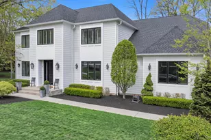 12 Dalewood Dr, Suffern, NY 10901 - Photo 2