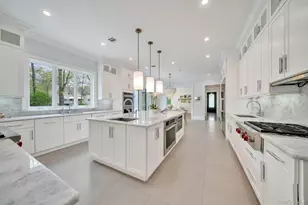 12 Dalewood Dr, Suffern, NY 10901 - Photo 10