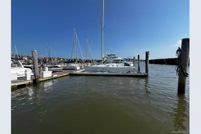 D-20 Half Moon Bay Marina, Croton on Hudson, NY 10520 - Photo 2