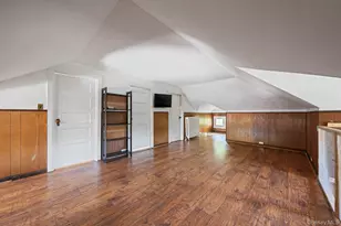 537 Livingston St, Westbury, NY 11590 - Photo 10