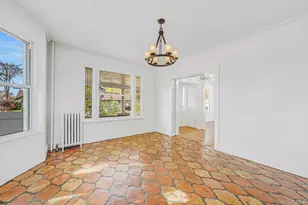 537 Livingston St, Westbury, NY 11590 - Photo 38