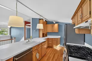 66 Edgemere Ave, Greenwood Lake, NY 10925 - Photo 8