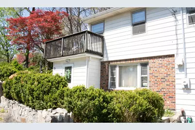 72 Johnson Street, Lake Peekskill, NY 10537 - Photo 2