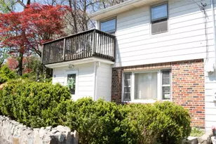 72 Johnson St, Lake Peekskill, NY 10537 - Photo 2