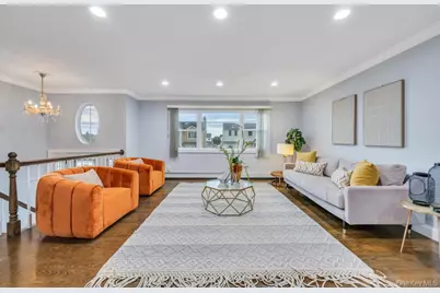 226 Princess Street, Hicksville, NY 11801 - Photo 4