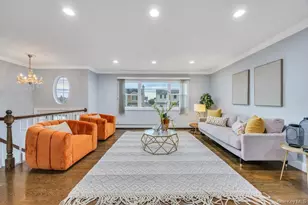 226 Princess St, Hicksville, NY 11801 - Photo 4