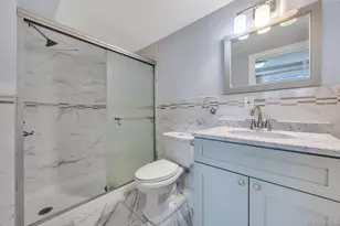 226 Princess St, Hicksville, NY 11801 - Photo 12
