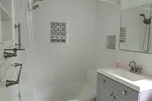 182 Lowell Ave, Floral Park, NY 11001 - Photo 20