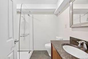 167 Old Mill Rd, Manhasset, NY 11030 - Photo 18