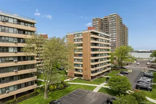 166-35 9th Ave, Whitestone, NY 11357 - Photo 18