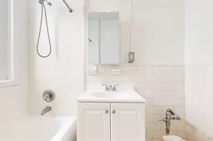 72-34 Austin St, Forest Hills, NY 11375 - Photo 6