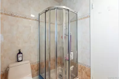 80-112 Tryon Place, Jamaica, NY 11432 - Photo 10