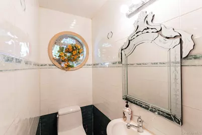 80-112 Tryon Place, Jamaica, NY 11432 - Photo 8