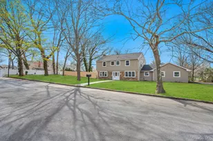 4 Chevy Dr, South Setauket, NY 11720 - Photo 4
