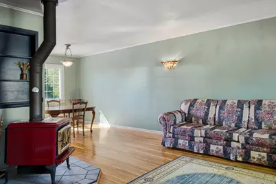 123 Foxdale Lane, Port Jefferson, NY 11777 - Photo 4