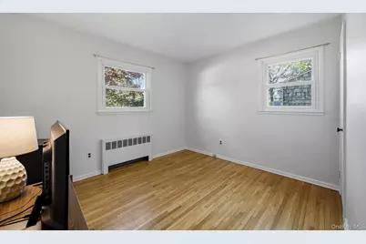 123 Foxdale Lane, Port Jefferson, NY 11777 - Photo 16