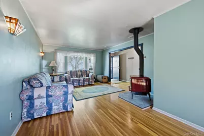 123 Foxdale Lane, Port Jefferson, NY 11777 - Photo 8