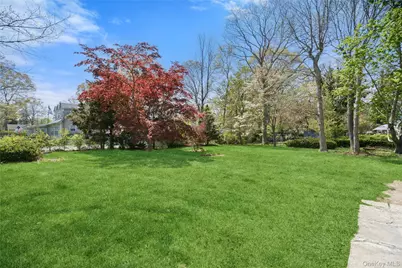 184 Magnolia Drive, Mastic Beach, NY 11951 - Photo 32